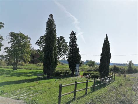 Monumento Ai Caduti Delleccidio Di Prato Grande Anchione Di Ponte