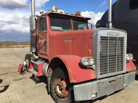 Salvage 1974 Freightliner FLC120 Cabover For Parts | Fresno, California ...