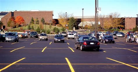 10 Reasons To Repave Your Business' Parking Lot | A&A Asphalt Paving, Inc