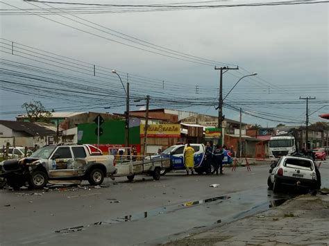 Colis O Frontal Deixa Um Morto No Bairro Mathias Velho Regi O