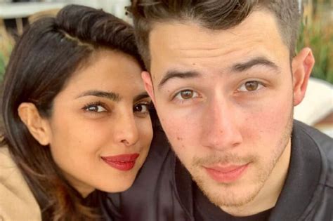 How Did Nick Jonas Meet His Wife Priyanka Chopra See Inside Their Modern Day Love Story Music