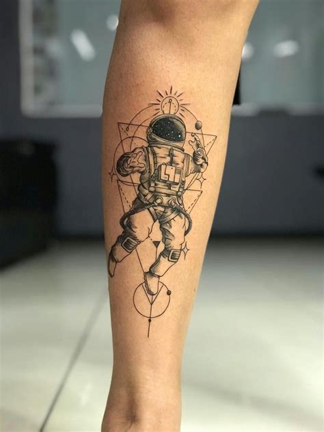 Tatuagem Astronauta ไอเดยรอยสก รอยสกเลกๆ รอยสก