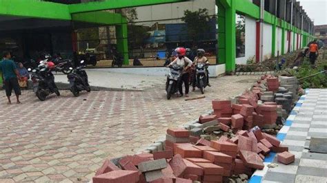 Pavingisasi Belum Sepenuhnya Rampung Pengoperasian Pasar Kertosono