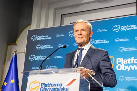 Tusk Odpowiada Morawieckiemu Kto Ci Obsadza W Roli Agresywnego