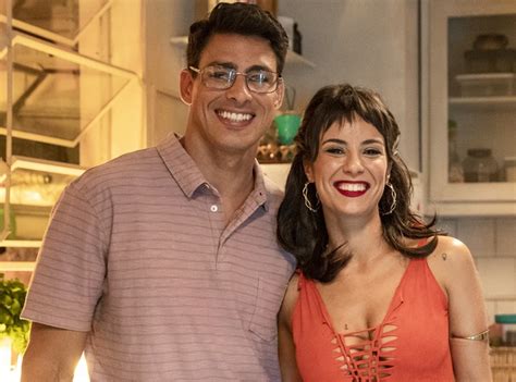 Andréia Horta é Lara o amor de Christian gêmeo vivido por Cauã