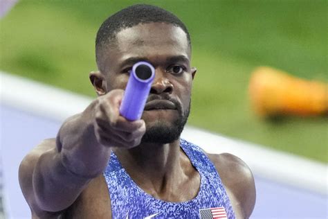 Benjamin Of Us Holds Off Tebogo Of Botswana To Win Mens 4x400 Relay At