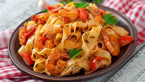 Fettuccine Aux Crevettes Tomates Et Herbes Au Cookeo Cookeo Mania