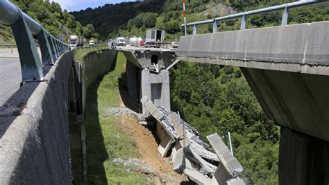 Pedrafita asumirá el tráfico de la A 6 tras el derrumbe del puente de O