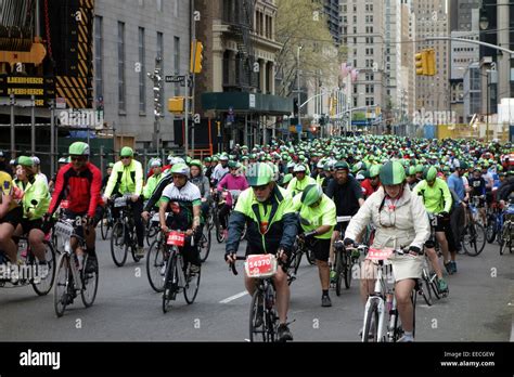 New Yorks Five Boro Bike Tour The Largest Recreational Cycling Event