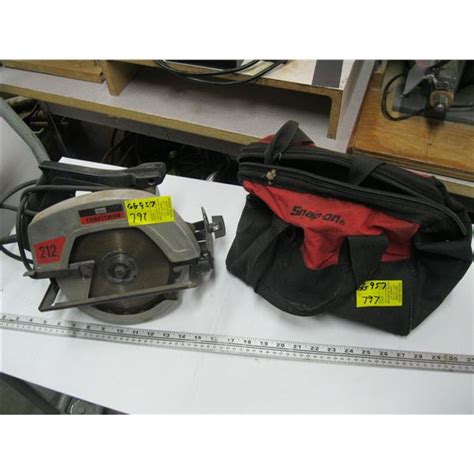 Craftsman Circular Saw And Bag W Asst Tools