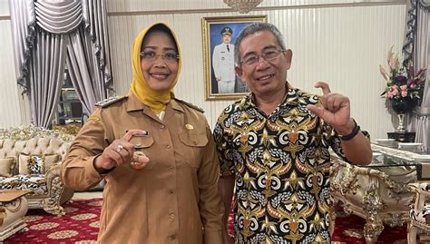 Ucapan Terima Kasih Bupati Erlina Untuk Bang Yance Asn Senior Serba