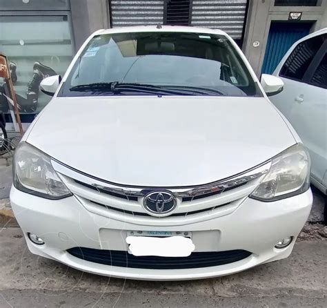 Toyota Etios Sedan Xls Usado Color Blanco Precio U S