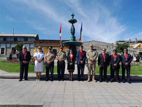 Llevan a cabo los actos protocolares en conmemoración del 43