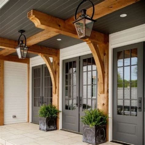 25+ Awesome Farmhouse Exterior Front Door Ideas