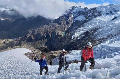 Desde Ancash Ascenso al Nevado Mateo Día Completo GetYourGuide