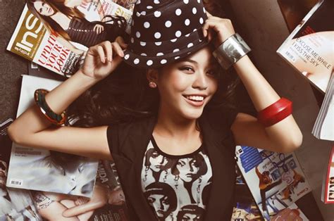 Hot girl Đan Cha và tin đồn bí mật hẹn hò với ca sĩ Lê Hiếu