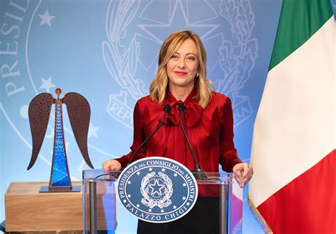 Il Presidente Meloni Allassemblea Nazionale Della Cna Governo It