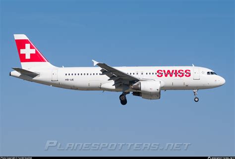 HB IJE Swiss Airbus A320 214 Photo By Yardel Koschek ID 948898