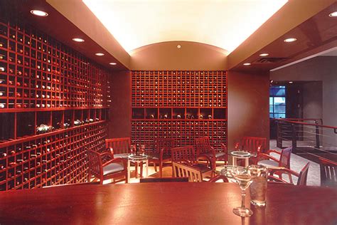 Tides Restaurant – DGBK