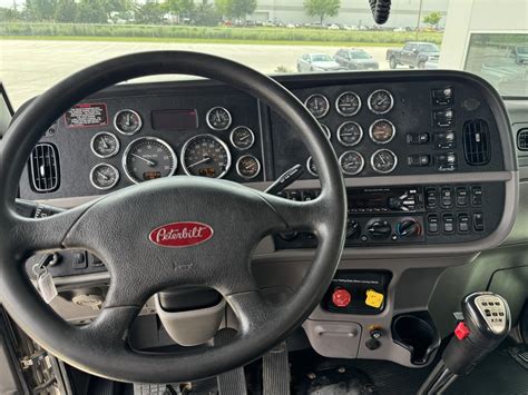 2019 Peterbilt 389 - Forge Truck Centers