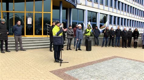 Protest Zwi Zkowc W Azot W Lpu Radio Bardziej Pu Awskie Radio