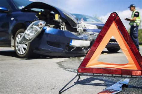 Cuánto dura un reclamo o demanda de accidente de carro en Estados Unidos