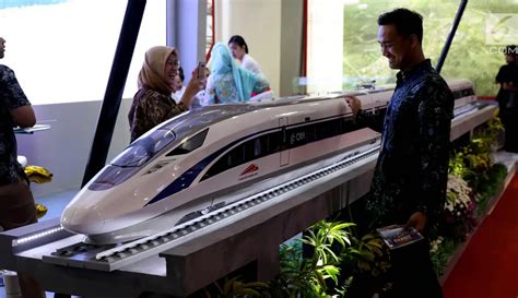 PHOTO Melihat Produk Digital Terbaru Di IBD Expo Dan Banking Expo 2017