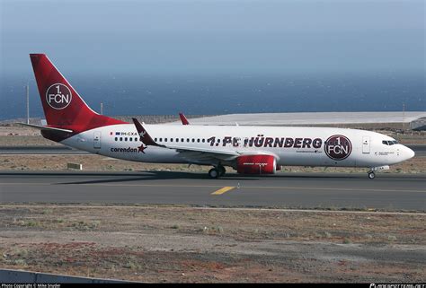 H Cxa Corendon Airlines Europe Boeing R Wl Photo By Mike Snyder