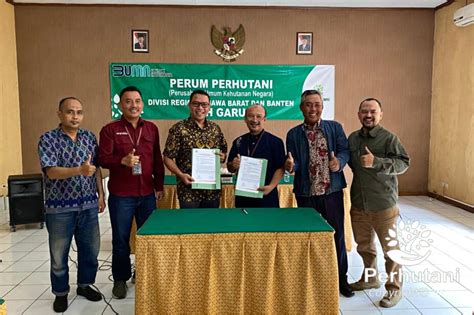 Perhutani Perhutani Bersama PT Star Energy Geothermal Lakukan Serah