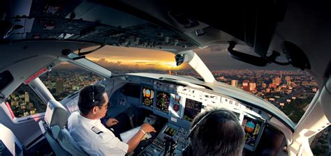 Pilot werden: Ausbildung & Beruf | myStipendium