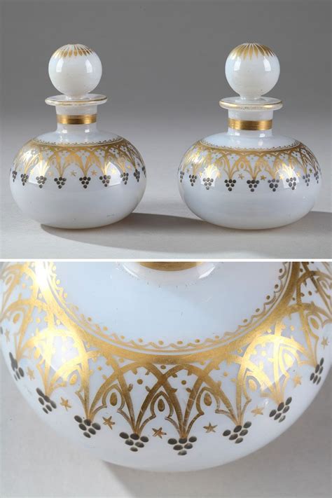 Pair Of Opaline Flasks With Gothic Decoration Flacons Flacons En