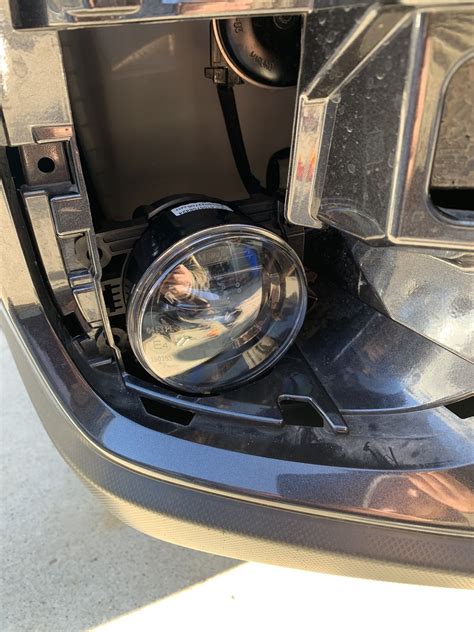 ('19+) - 2019 - fog light install on premium forester? | Subaru ...