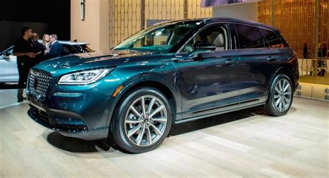 2021 Lincoln Corsair Grand Touring Phev Has E Awd 266 Hp And 25 Miles Electric Range Carscoops