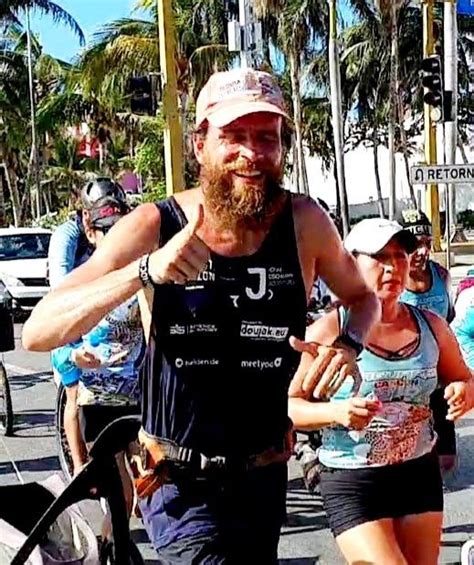 Playa Delfines La Meta Del Forrest Gump Jonas Deichmann Quadratin