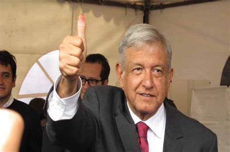 López Obrador entre primeros en votar en elecciones de México Prensa