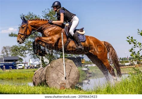 2,155 Horse Riding Cross Country Images, Stock Photos & Vectors | Shutterstock