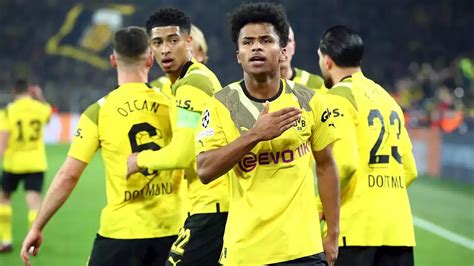 Borussia Dortmund Karim Adeyemi Ist Das Perfekte Symbol Des Bvb