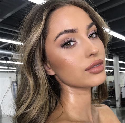 Soft Natural Glam Makeup Look Natural Glam Makeup Natural Prom