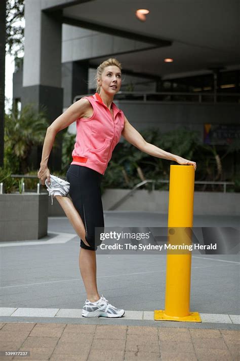 catriona rowntree   basic stretching exercises  jogging
