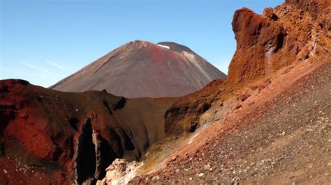 Mt Ngauruhoe From Chateau Tongariro Hiking New Zealand