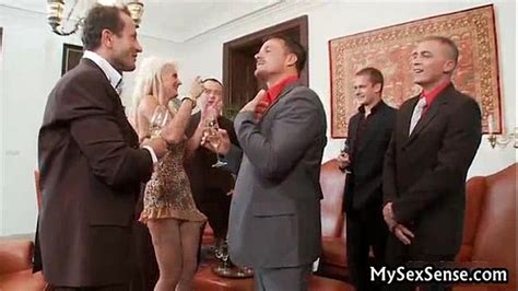 Busty Sarah Twain In Steamy Hardcore XNXX