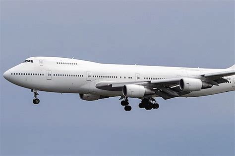 Boeing 747-200 - Mantis Services International