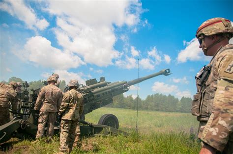 Wisconsin National Guard trains section chiefs alongside cannoneers ...