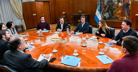 Sergio Massa Se Reunió Con La Nueva Secretaria De Energía Y Su Equipo