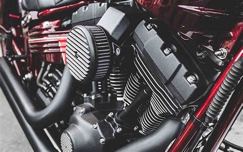 Motorcycle Parts and Their Functions: Chassis, Engine and More | dubizzle