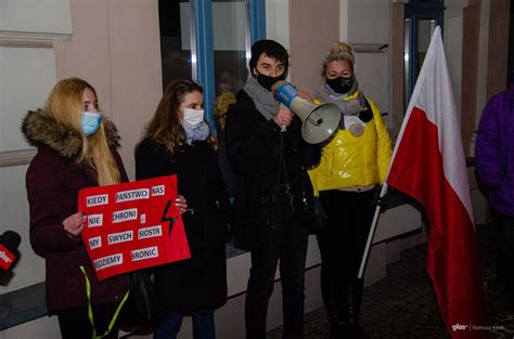 Protest Przeciwko Wyrokowi Tk W Wieliczce To Si Dopiero Rozkr Ca