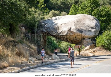 2,421 Giant Rock California Stock Photos, Images & Photography ...