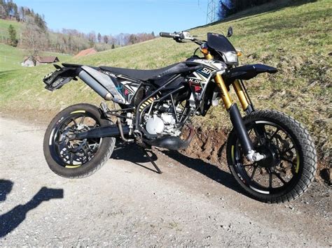 Valenti Racing N50 Naked 50ccm 80km H Kaufen Auf Ricardo