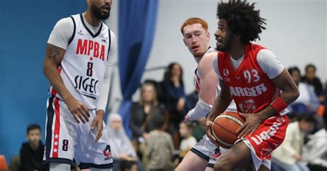 Basket Ball Nationale Masculine Rixheim Au Finish Face Au Mulhouse