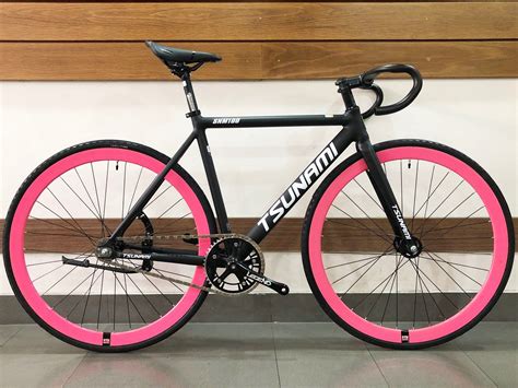 XE ĐẠP FIXED GEAR TSUNAMI SN 100 BLACK PINK Xe đạp Trực tuyến